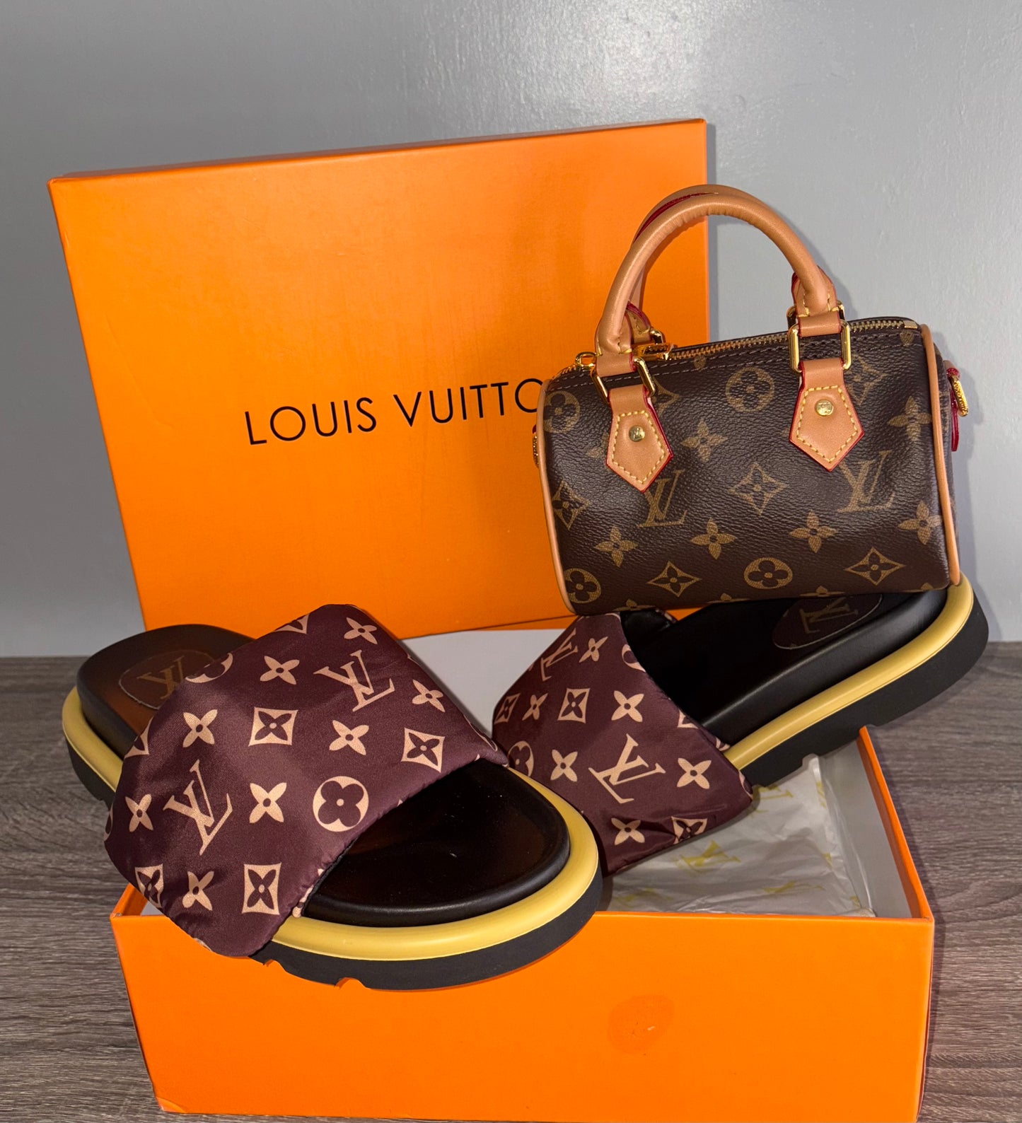 Brown Loui 16CM Set