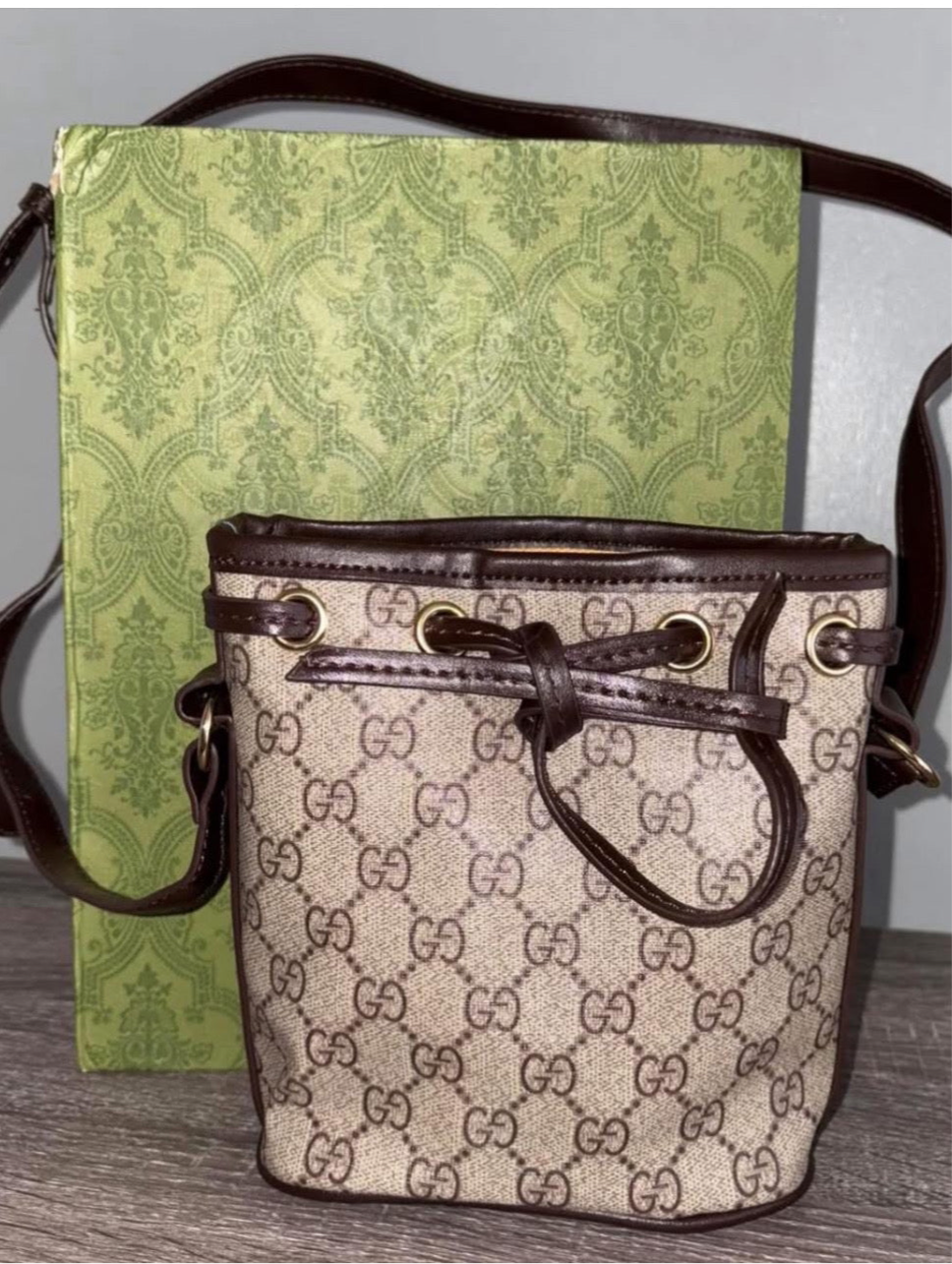 Crossbody GG